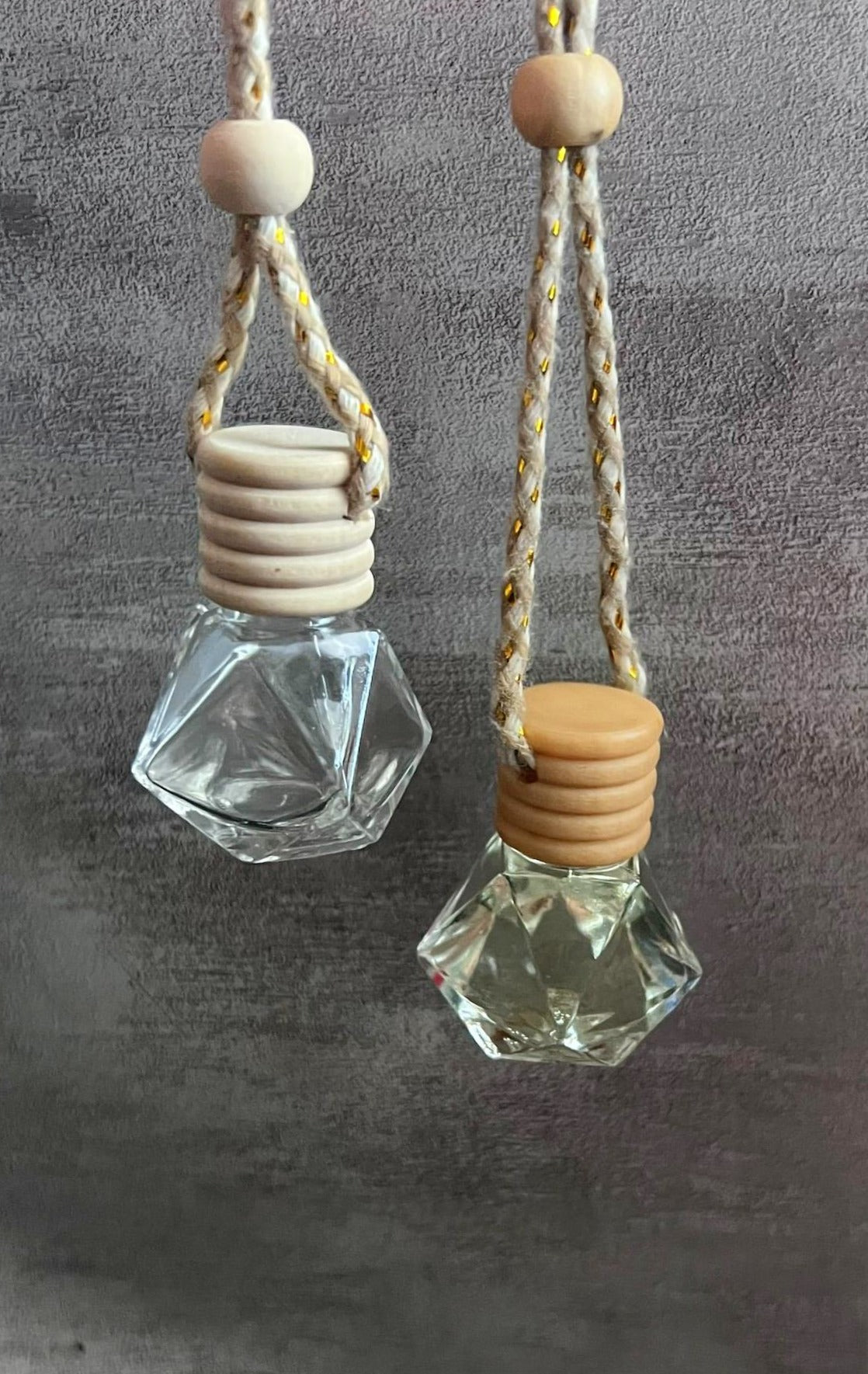 Clear glass diamond design car diffuser bottles